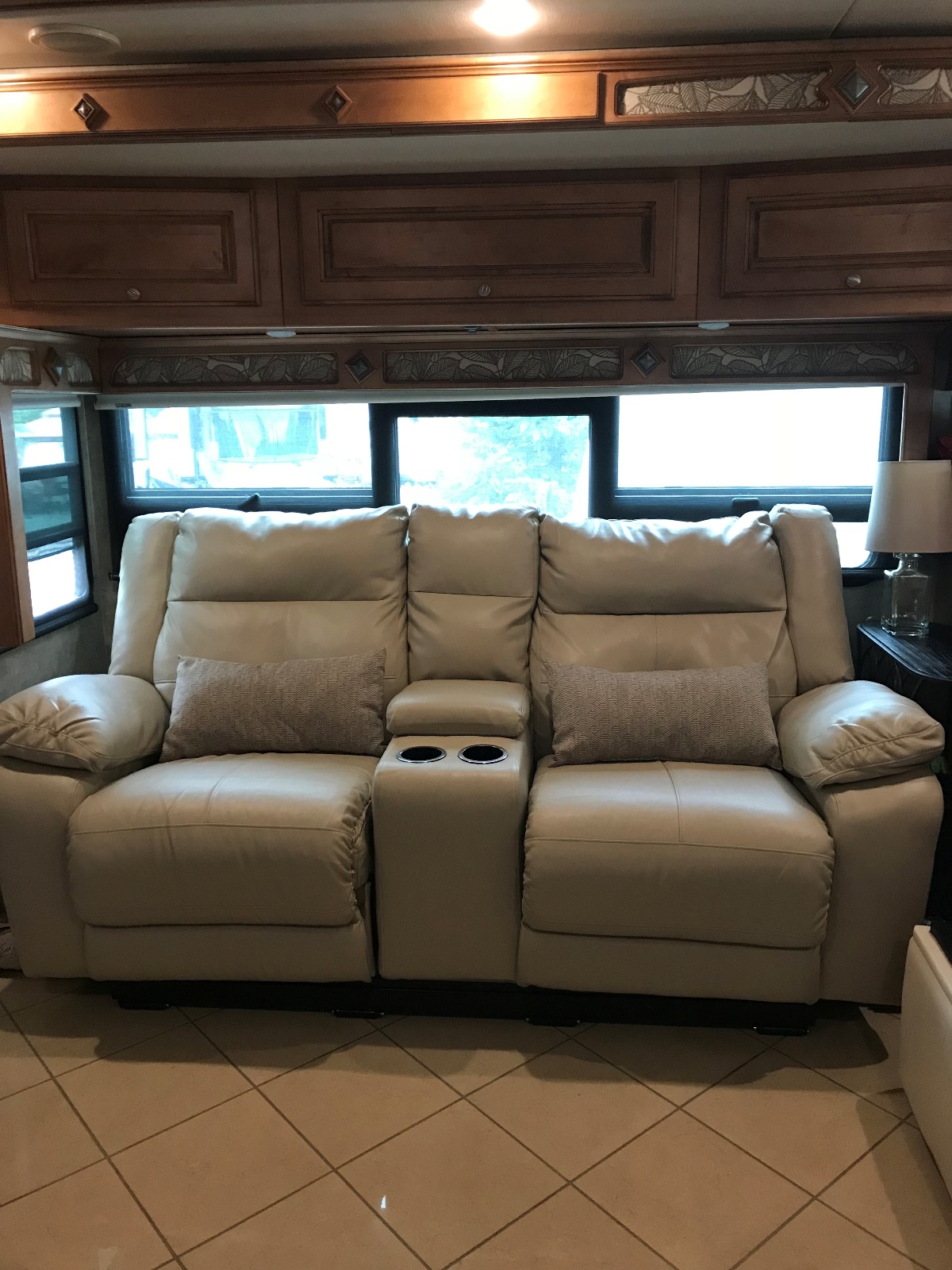 2015 Winnebago Journey 40R Used Motorhomes For Sale